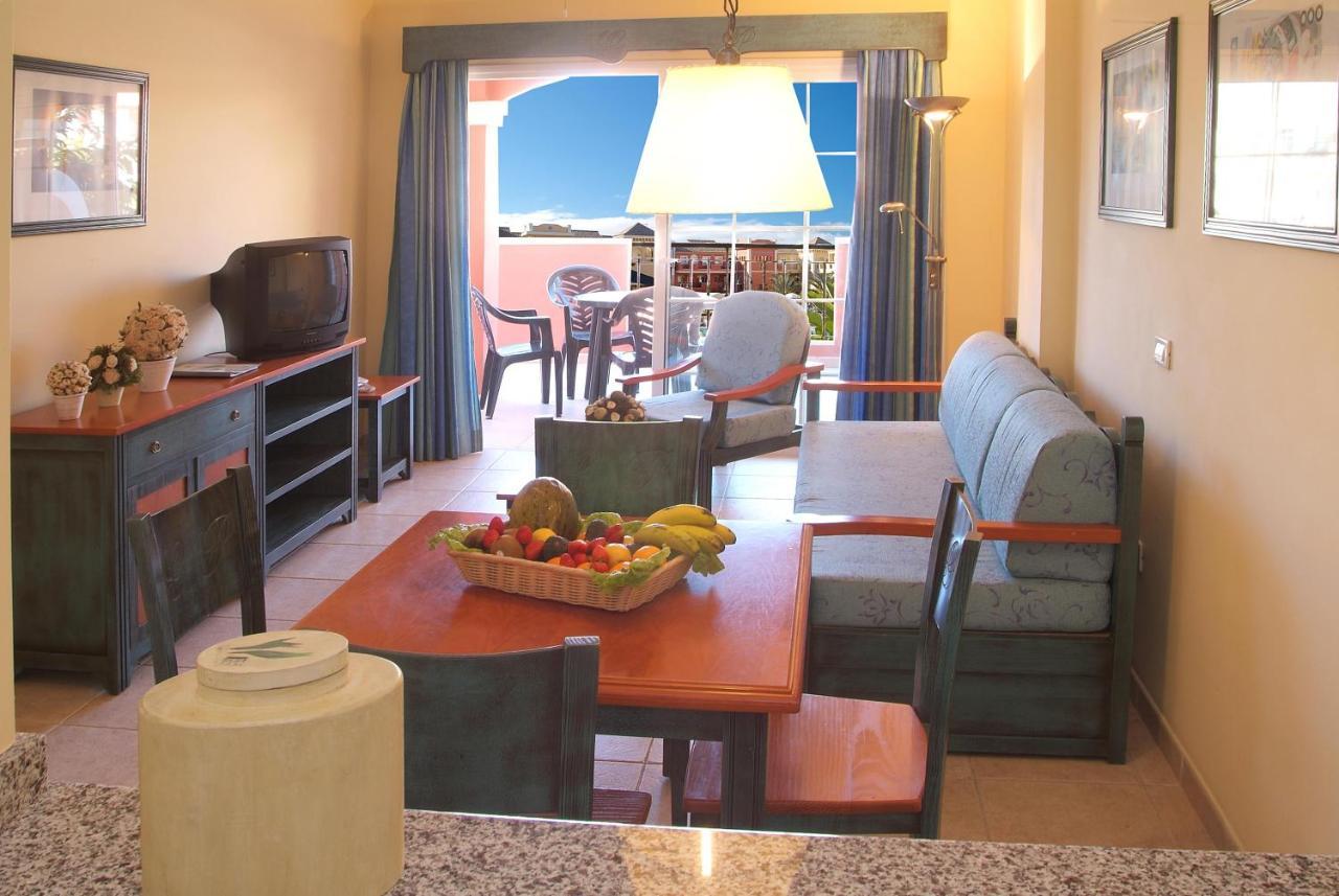 Granada Park S01B Apartment อาโรนา ภายนอก รูปภาพ