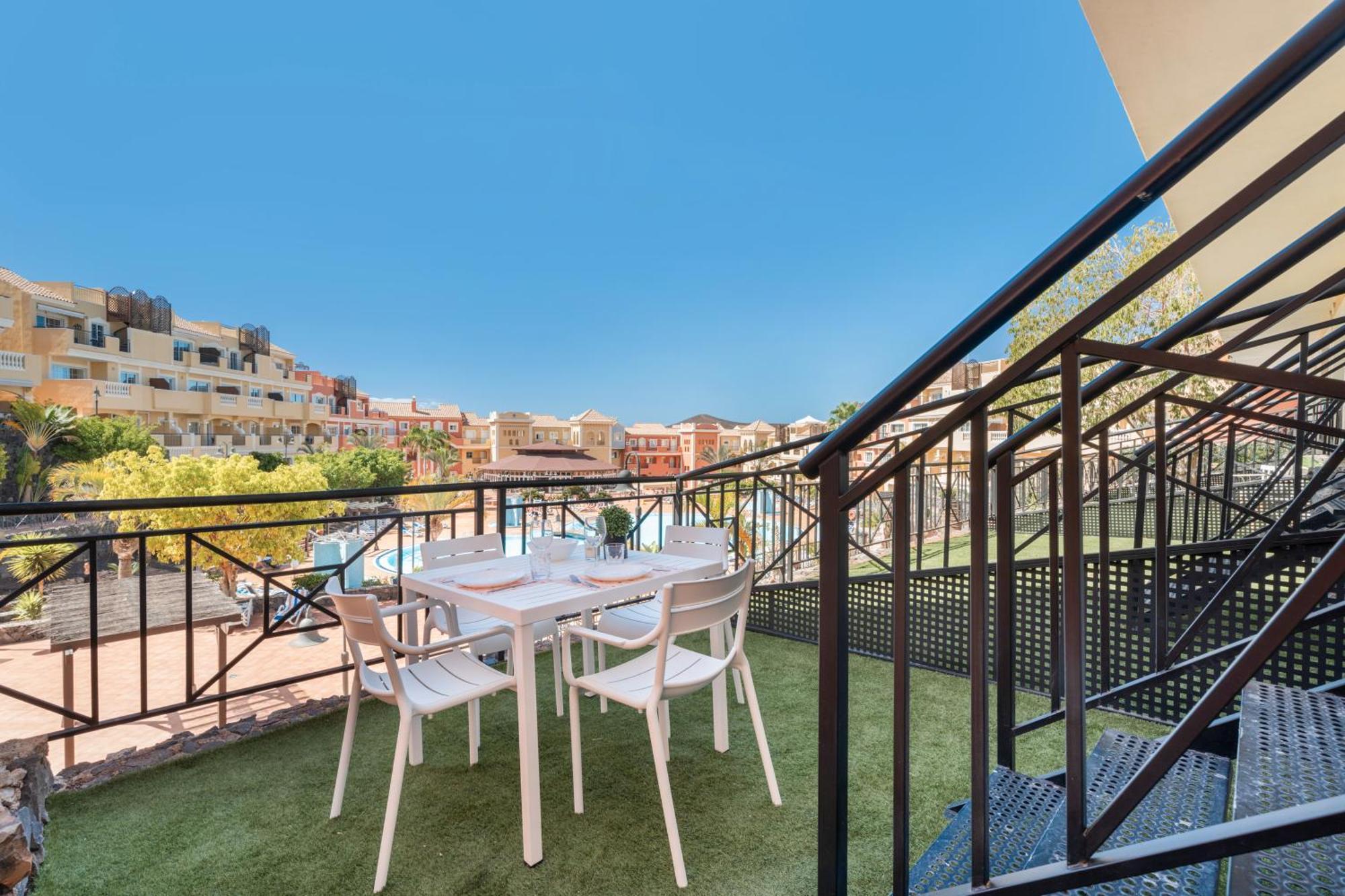 Granada Park S01B Apartment อาโรนา ภายนอก รูปภาพ